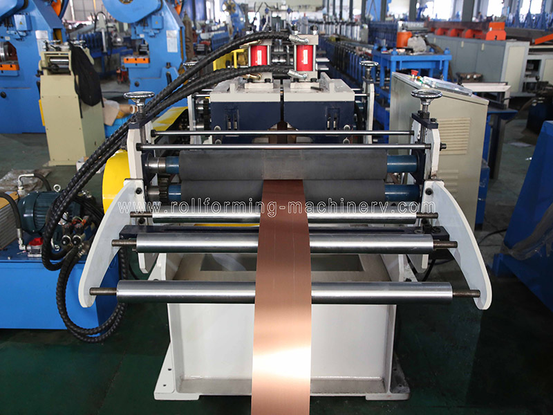 Mesin Pembentuk Gulung Persegi Aluminium Siling